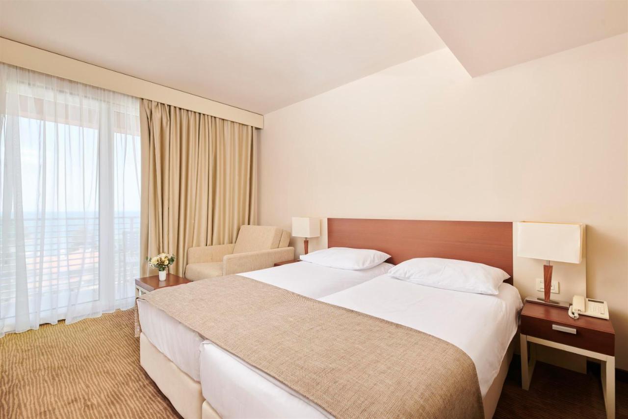 Albatros Plava Laguna 4*